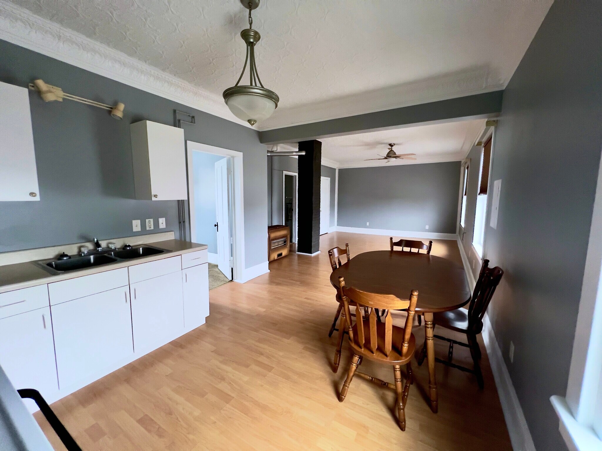 Building Photo - 15 Park Cir