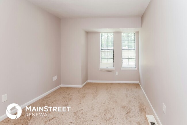 Building Photo - 2223 Scarbrough Dr