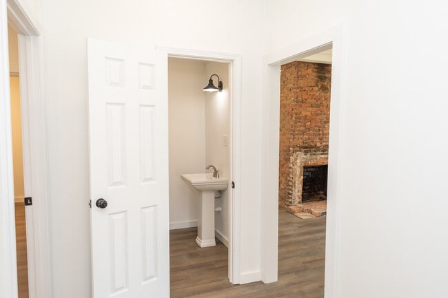 Building Photo - 2375 Conley Rd