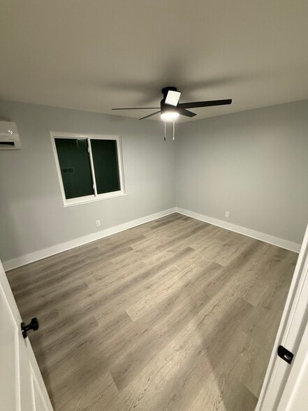 Building Photo - 87 E 4th Ave