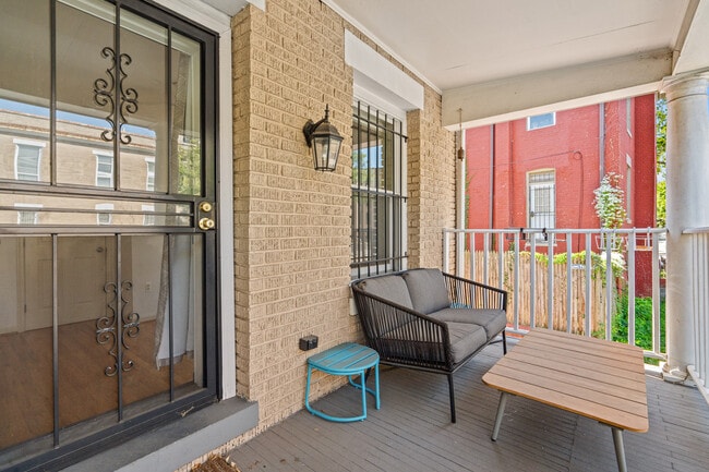 Building Photo - 1030 Fairmont St NW