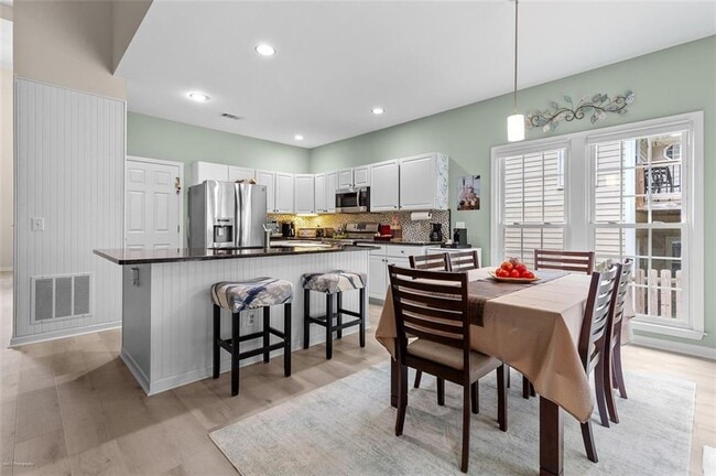 Building Photo - 3698 Dunlin Shore Ct