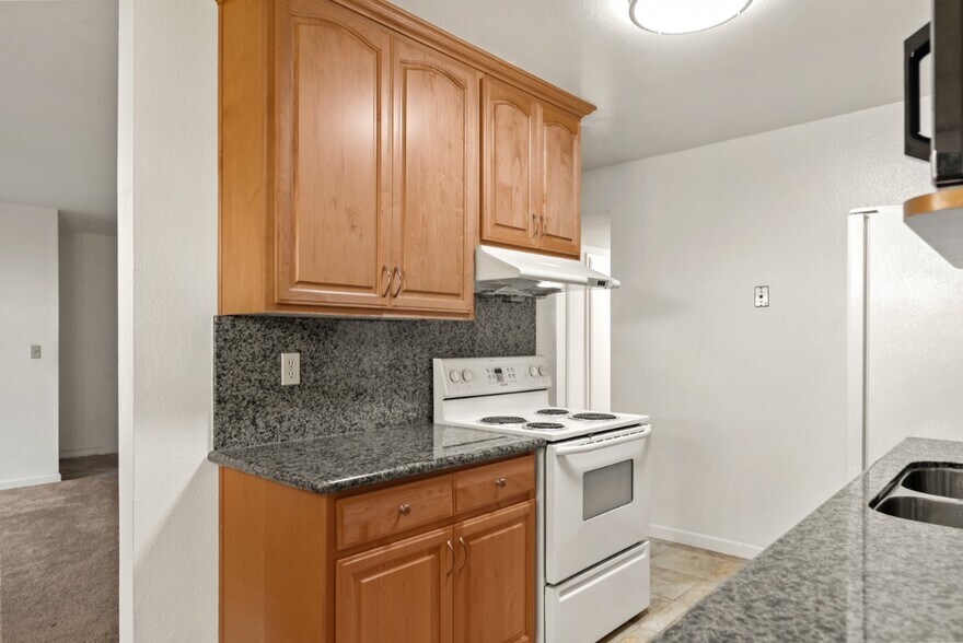 Building Photo - 247 N Capitol Ave