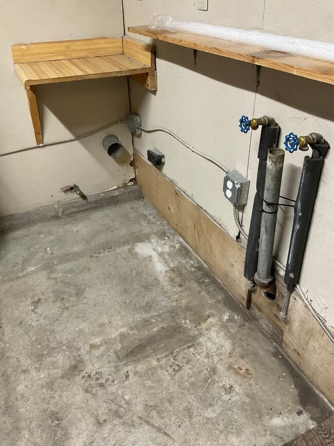 Building Photo - Gorgeous 2bd/1bath home with one car garage in Joplin Mo!!