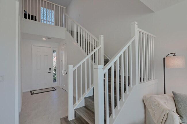 Building Photo - 12937 Trevi Isle