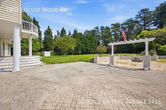 Building Photo - 7809 Locust Wood Rd
