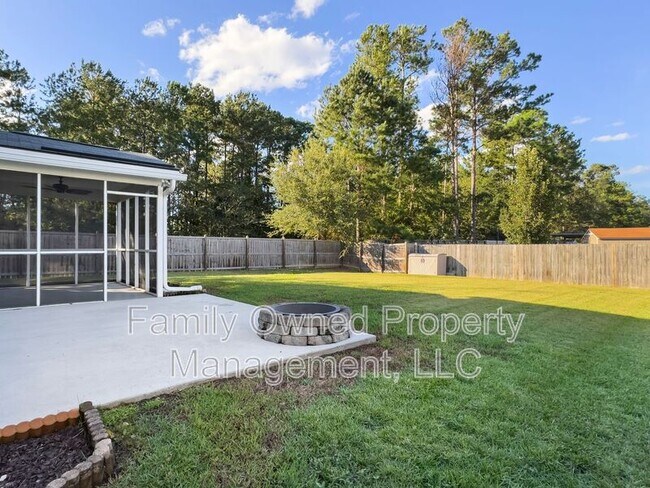Building Photo - 100 Salem Creek Dr