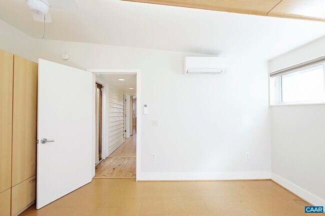 Building Photo - 223 4th St NW