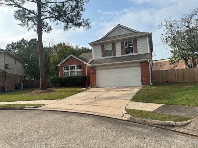 Building Photo - 14202 Misty Knoll Ct