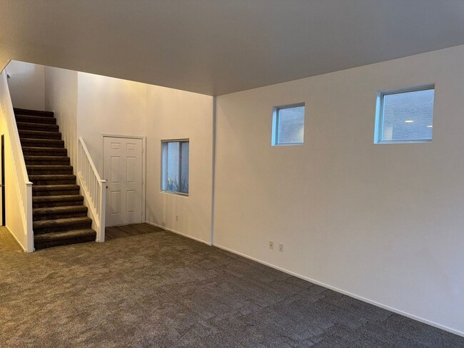 Building Photo - Fresh Paint/New Flooring all inside! Four ...