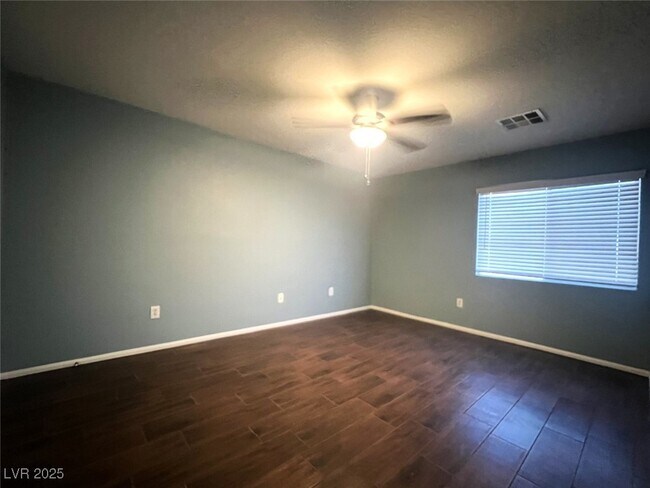 Building Photo - 6316 Silver Edge St