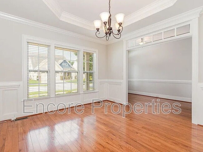 Building Photo - 410 Stranraer Ct