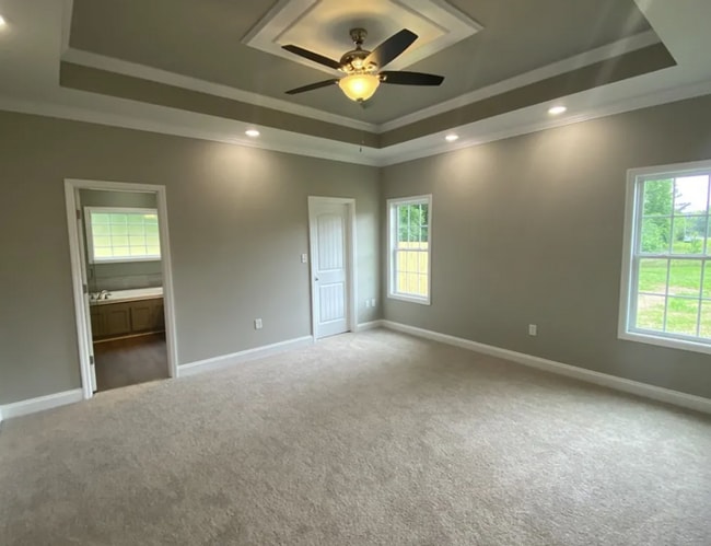 Building Photo - Spacious 4BR/2BA Home with Open Floor Plan, Granite Kitchen & Privacy Fence in Valdosta