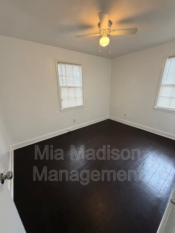 Building Photo - 2319 E 42nd St