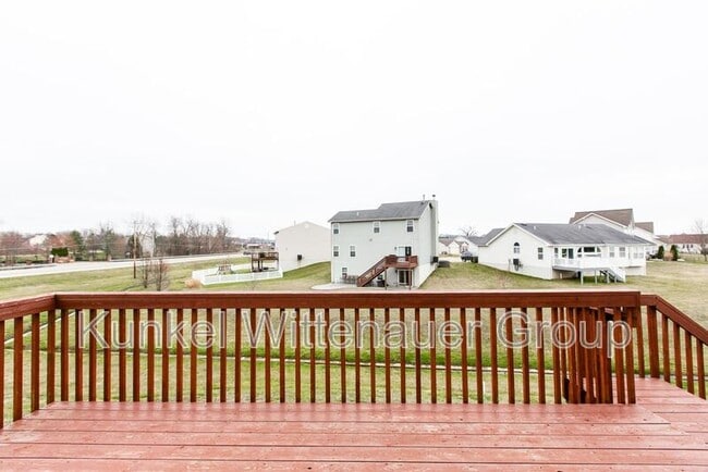 Building Photo - 2724 Ambridge Dr