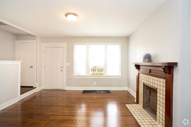 Building Photo - 438 Columbian Ave