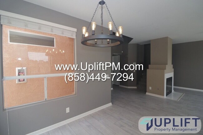 Building Photo - 1337 Serena Cir