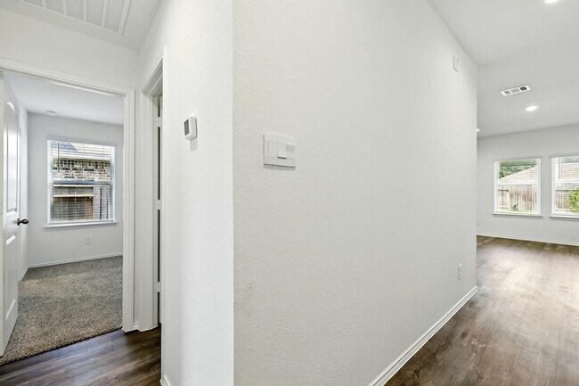 Building Photo - 40518 Crisp Beech St