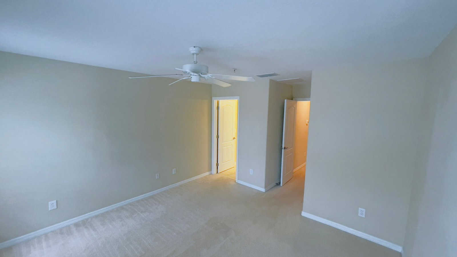 Building Photo - 3903 Oakington Pl