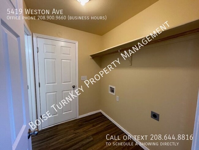 Building Photo - 5419 Weston Ave