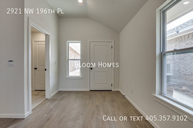 Building Photo - 2921 NW 196th Pl