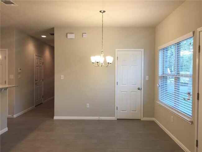 Building Photo - 2304 S Lakeline Blvd