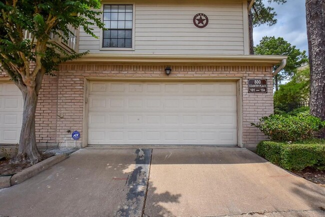 Building Photo - 800 Country Pl Dr