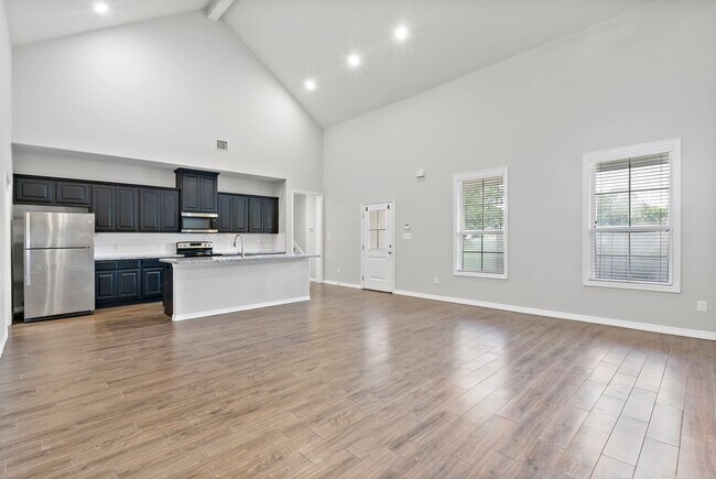 Building Photo - 4309 Nagle St