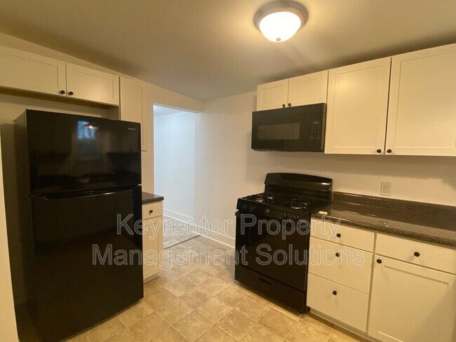 Building Photo - 3891 Churchville Ave