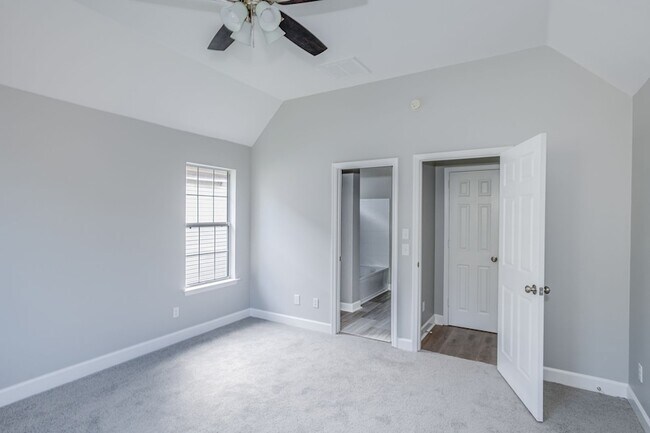 Building Photo - 1449 Brighton Cir