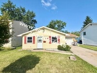 Building Photo - 2 Bedroom Home