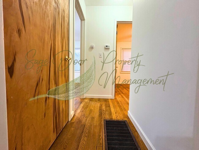 Building Photo - CHARMING HOME WITH GARAGE, LARGE BASEMENT,...