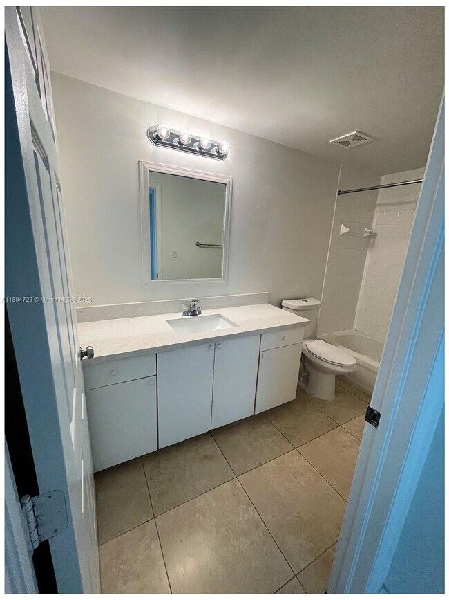 Building Photo - 50 Menores Ave