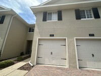Building Photo - SPACIOUS 3 BEDS TOWNHOUSE CLOSE TO DOWNTOWN!!