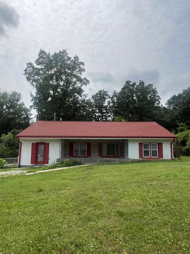 Building Photo - 2313 N Headley Rd