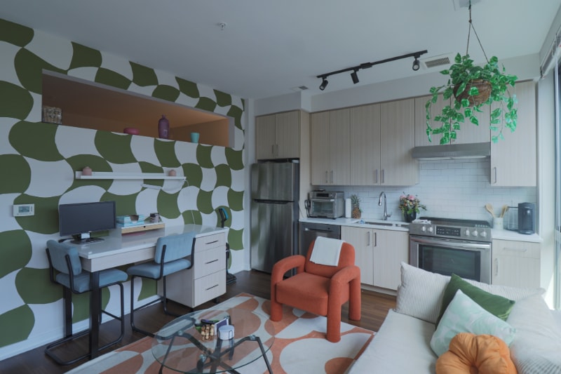 Building Photo - 1550 Harry Thomas Way NE