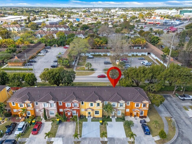 Building Photo - 30 SE 6th Rd