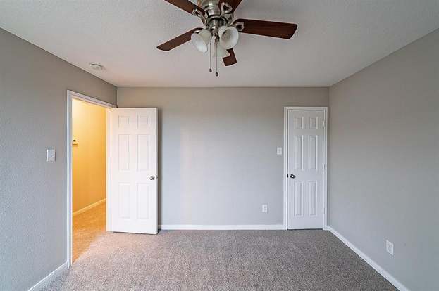 Building Photo - 28877 San Bernard River Loop