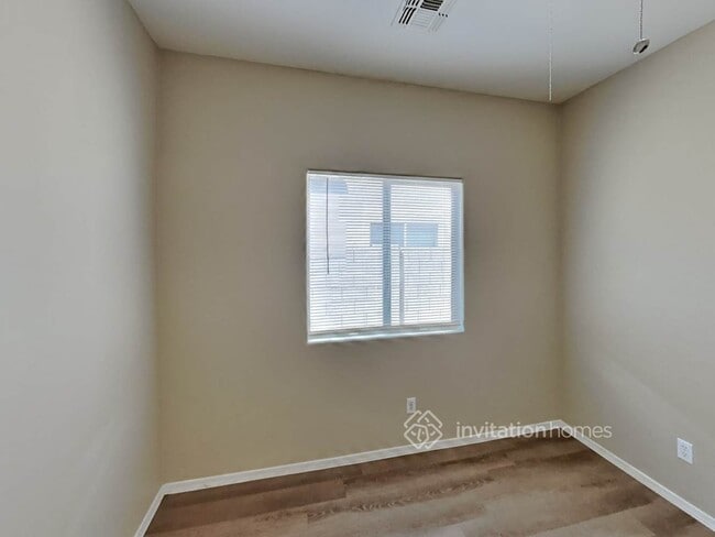 Building Photo - 14554 W Watson Ln