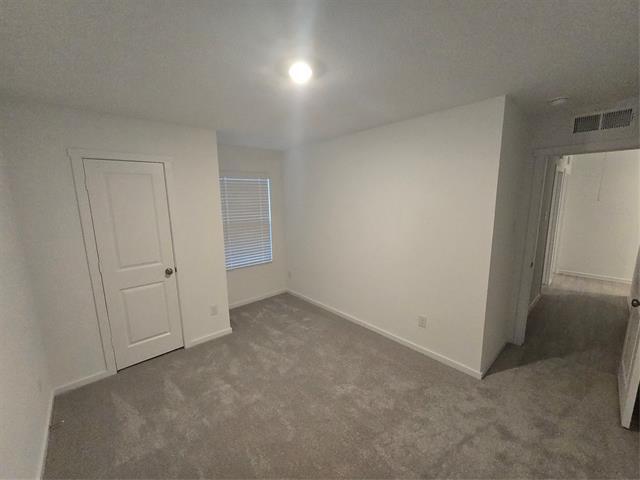 Building Photo - 316 Thresher Ln