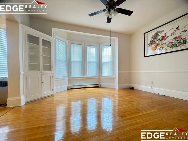 Building Photo - 19 Gordon St