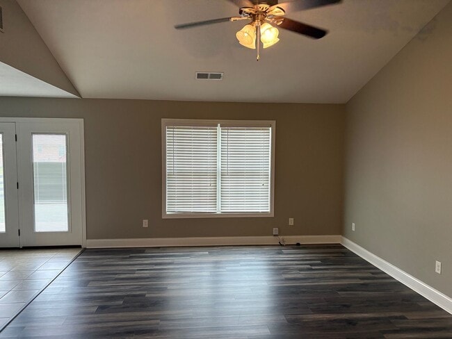 Building Photo - 7013 Golgotha Dr