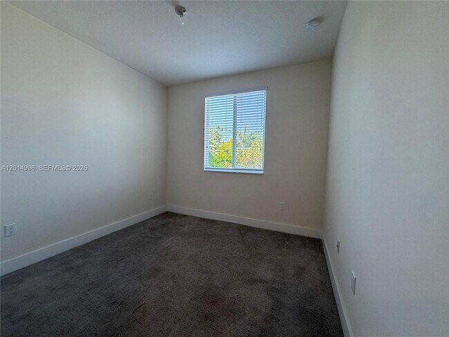 Building Photo - 10222 NW 64th Way