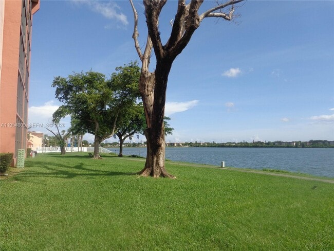 Building Photo - 20850 San Simeon Way