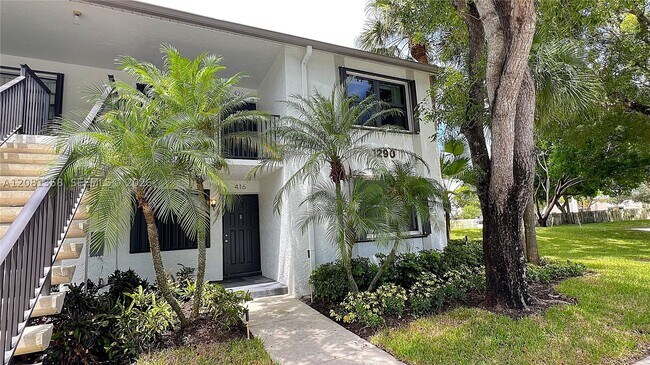 Building Photo - 1290 S Military Trail