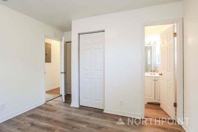 Building Photo - 3 BR/1.5BA | Newly Renovated Single Family Home |  Huge backyard|In Jacksonville!