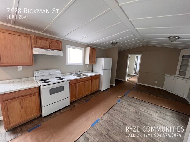 Building Photo - 7628 Rickman St