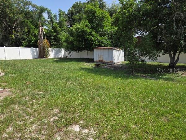 Building Photo - 2235 Lakeridge Dr