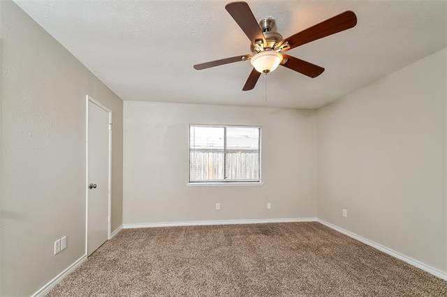 Building Photo - 741 Cambridge Dr