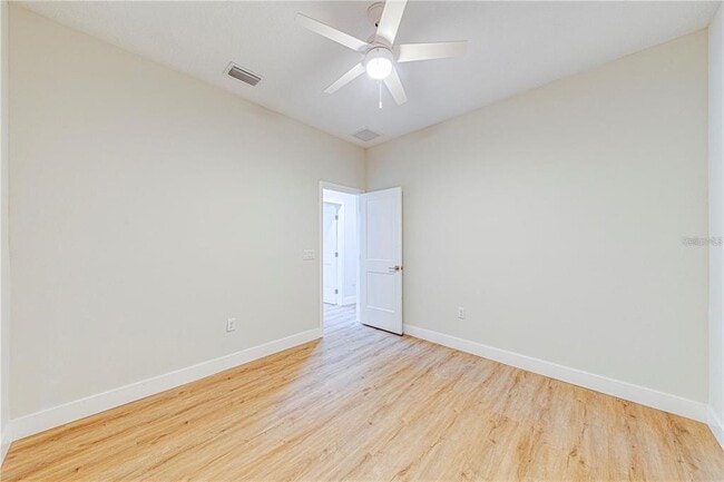 Building Photo - 247 N Pine Ave